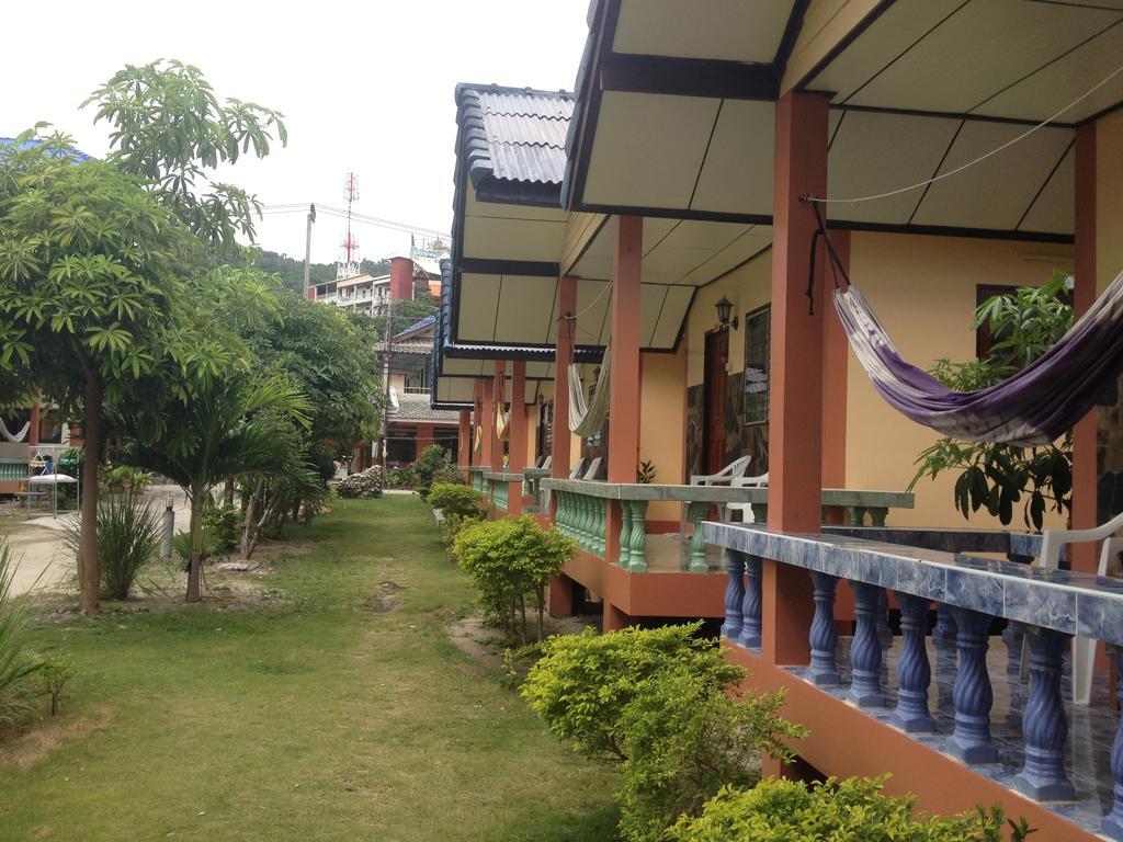 Suksabai Resort Haad Rin Extérieur photo